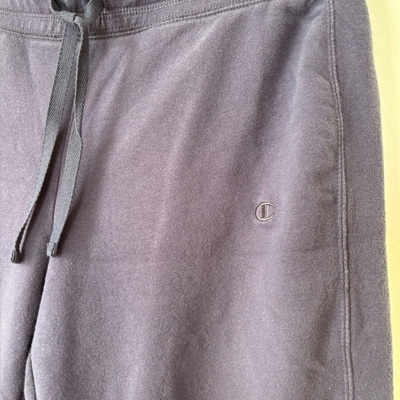 ✨ Champion Relaxed Fit Navy Sweatpants - Size M - Picture 2 of 5